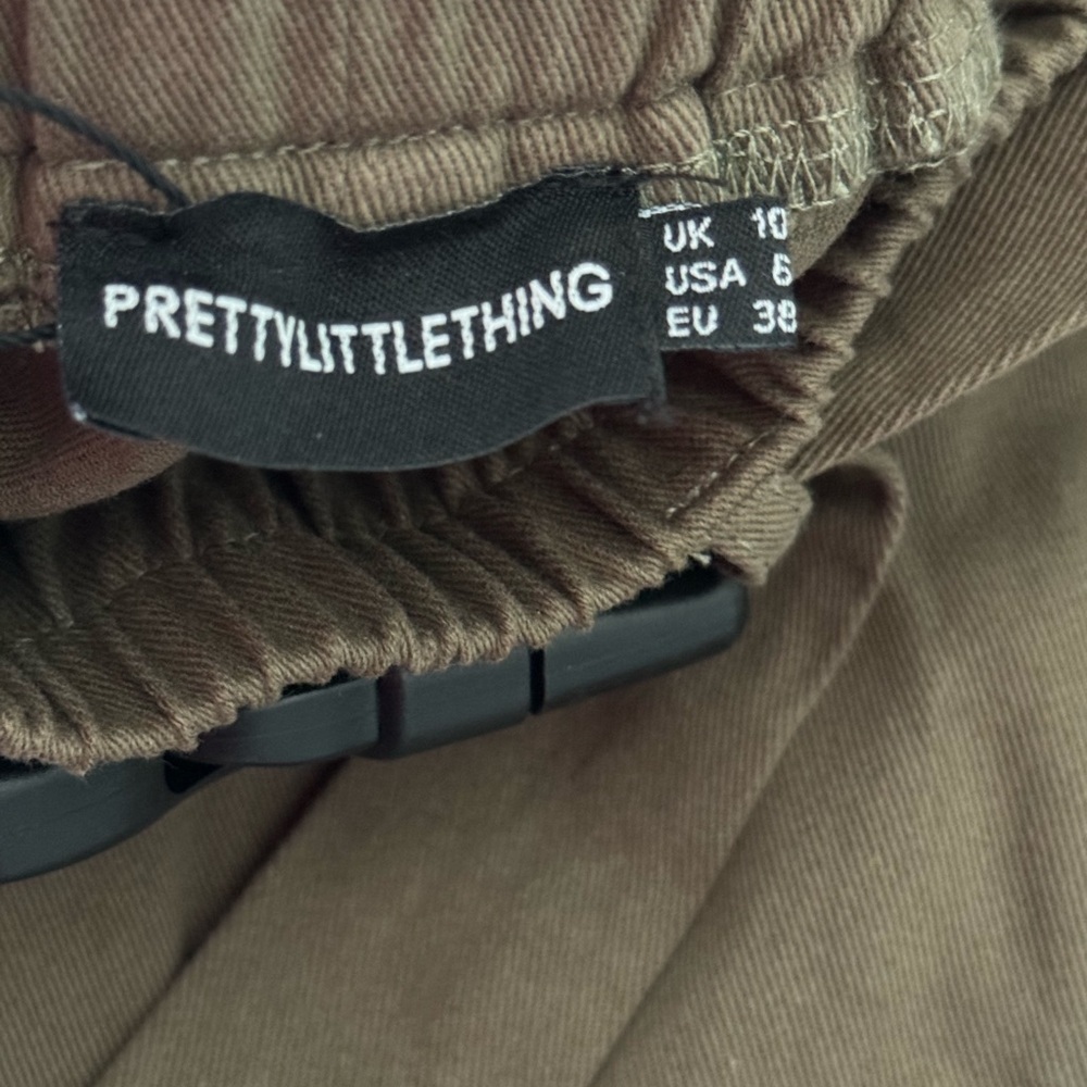 PrettyLittleThing Khaki Green Buckle Detail Cargo Pants – US Size 6 NWT - Picture 7 of 8
